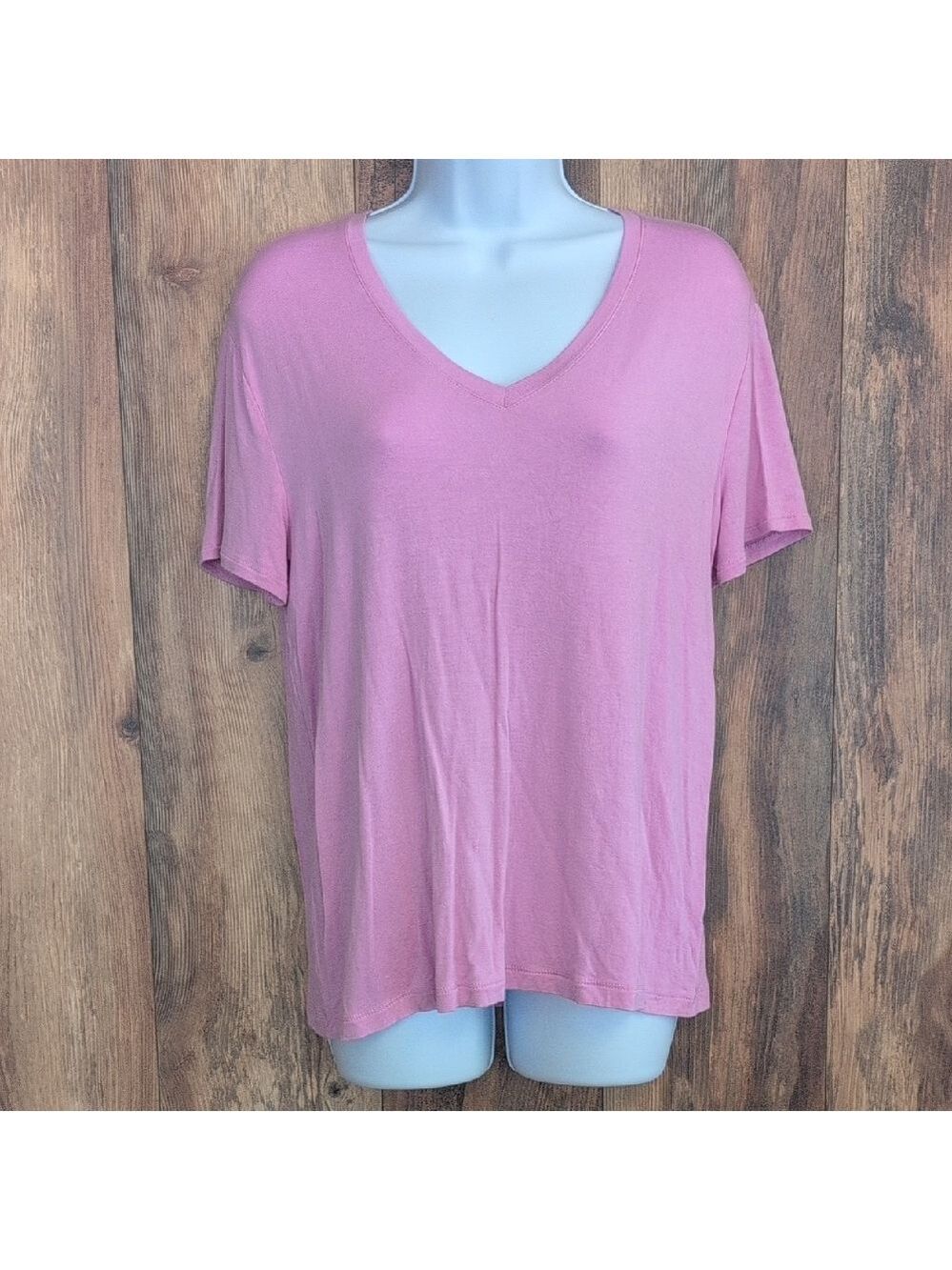 Nine West Soft Pink V-Neck Soft Spun Tee S                         D413